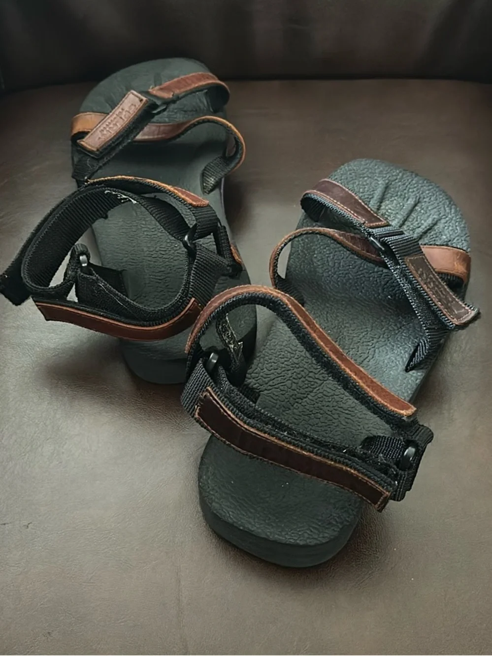 Mens sperry topsider sling back Velcro snap Sandals. Size 12.